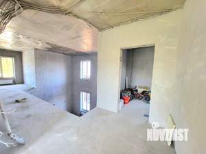 Дом 212м&sup2;, 2-этажный, участок 7 сот.  