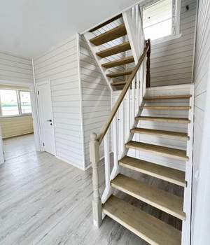 Дом 145м&sup2;, 2-этажный, участок 10 сот.  