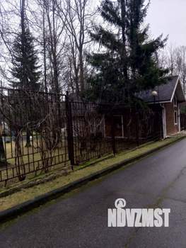 Коттедж 200м&sup2;, 2-этажный, участок 25 сот.  