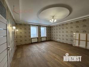 Дом 415м&sup2;, 3-этажный, участок 20 сот.  