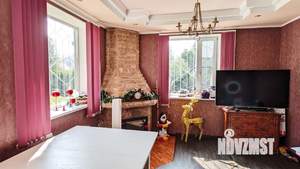 Дом 250м², 3-этажный, участок 10 сот.  