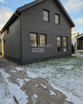 Дом 145м&sup2;, 2-этажный, участок 9 сот.  