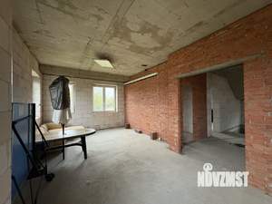 Дом 327м&sup2;, 3-этажный, участок 18 сот.  