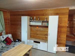 Дом 100м&sup2;, 2-этажный, участок 10 сот.  