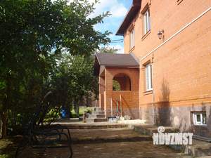 Дом 282м², 2-этажный, участок 20 сот.  