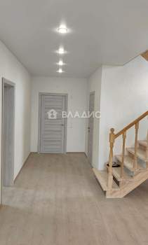 Дом 160м², 2-этажный, участок 7 сот.  