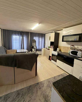 Дом 81м&sup2;, 2-этажный, участок 8 сот.  