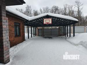 Дом 300м&sup2;, 1-этажный, участок 20 сот.  