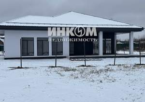 Дом 190м&sup2;, 1-этажный, участок 11 сот.  