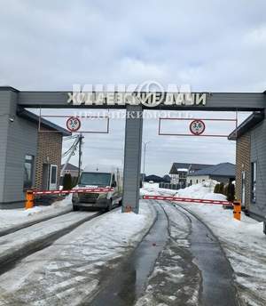 Дом 166м&sup2;, 2-этажный, участок 8 сот.  