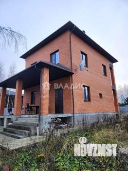 Дом 161м&sup2;, 3-этажный, участок 9 сот.  