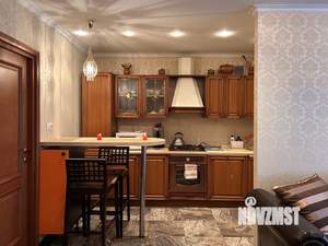 Дом 274м², 2-этажный, участок 19 сот.  