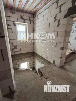 Дом 166м&sup2;, 2-этажный, участок 8 сот.  