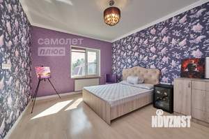 Коттедж 293м², 3-этажный, участок 8 сот.  