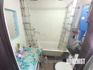 Дом 60м², 2-этажный, участок 10 сот.  