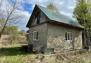 Дом 30м², 2-этажный, участок 6 сот.  