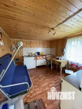 Дом 46м², 2-этажный, участок 6 сот.  