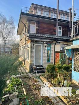 Дом 170м&sup2;, 3-этажный, участок 7 сот.  