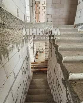 Дом 166м&sup2;, 2-этажный, участок 8 сот.  