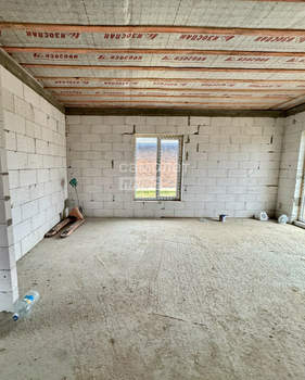 Дом 100м&sup2;, 1-этажный, участок 6 сот.  