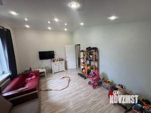 Коттедж 230м&sup2;, 2-этажный, участок 11 сот.  