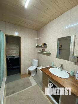 Дом 220м&sup2;, 2-этажный, участок 6 сот.  