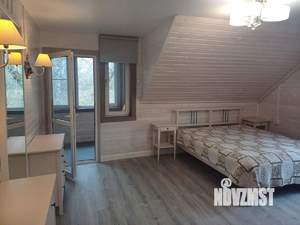 Дом 220м², 2-этажный, участок 17 сот.  