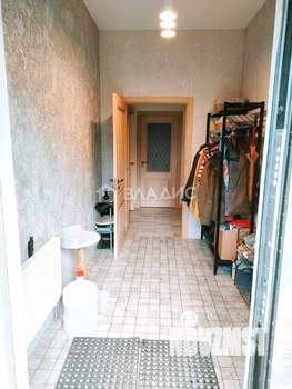 Дом 240м², 2-этажный, участок 10 сот.  