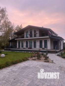 Дом 270м&sup2;, 2-этажный, участок 12 сот.  