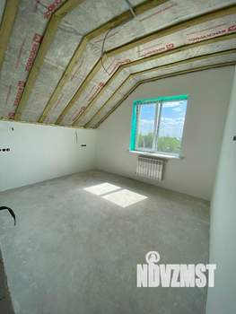 Дом 140м&sup2;, 2-этажный, участок 6 сот.  