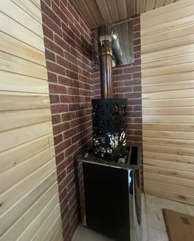 Дом 100м&sup2;, 2-этажный, участок 7 сот.  