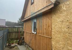 Дом 21м&sup2;, 2-этажный, участок 600 сот.  