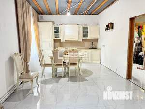 Дом 142м², 2-этажный, участок 6 сот.  