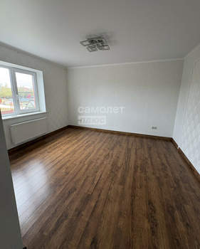 Дом 210м², 3-этажный, участок 5 сот.  