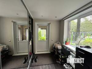 Коттедж 300м&sup2;, 3-этажный, участок 11 сот.  