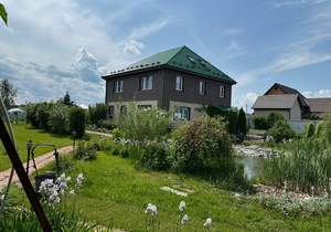 Дом 330м², 3-этажный, участок 25 сот.  