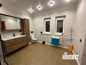 Дом 291м², 2-этажный, участок 18 сот.  