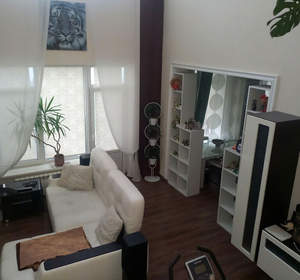 Дом 200м&sup2;, 2-этажный, участок 9 сот.  