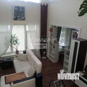 Дом 200м&sup2;, 2-этажный, участок 9 сот.  