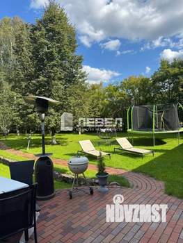 Дом 330м&sup2;, 4-этажный, участок 12 сот.  