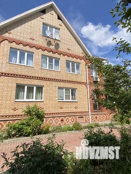 Коттедж 300м², 3-этажный, участок 30 сот.  