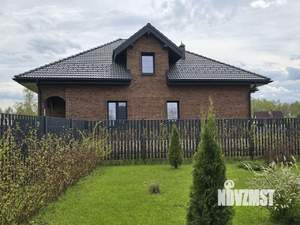 Коттедж 250м², 2-этажный, участок 10 сот.  