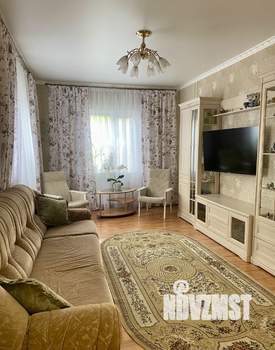 Дом 196м², 2-этажный, участок 7 сот.  