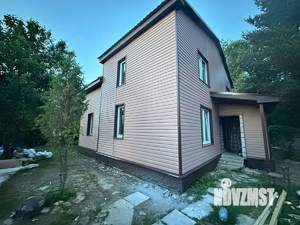Дом 200м&sup2;, 2-этажный, участок 6 сот.  