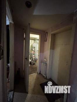 Дом 40м&sup2;, 2-этажный, участок 4 сот.  