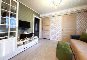 Дом 120м&sup2;, 2-этажный, участок 7 сот.  