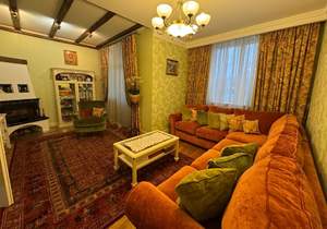 Дом 195м&sup2;, 2-этажный, участок 4 сот.  