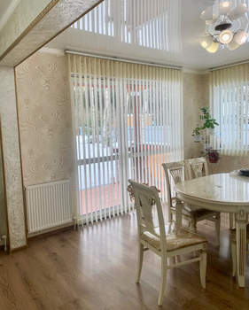 Дом 170м&sup2;, 2-этажный, участок 15 сот.  