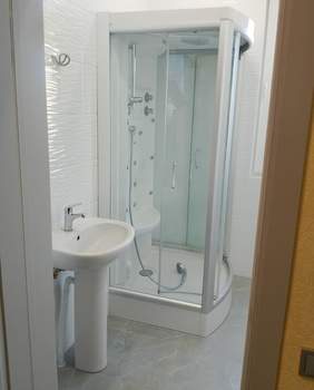 Дом 190м², 2-этажный, участок 9 сот.  