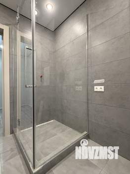 Дом 180м&sup2;, 2-этажный, участок 8 сот.  